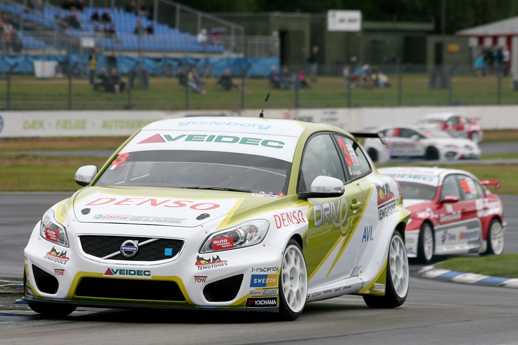 Gabriele Tarquini var godt kørende i en Volvo WTCC-racer.
(Foto: Motorsporten.dk)